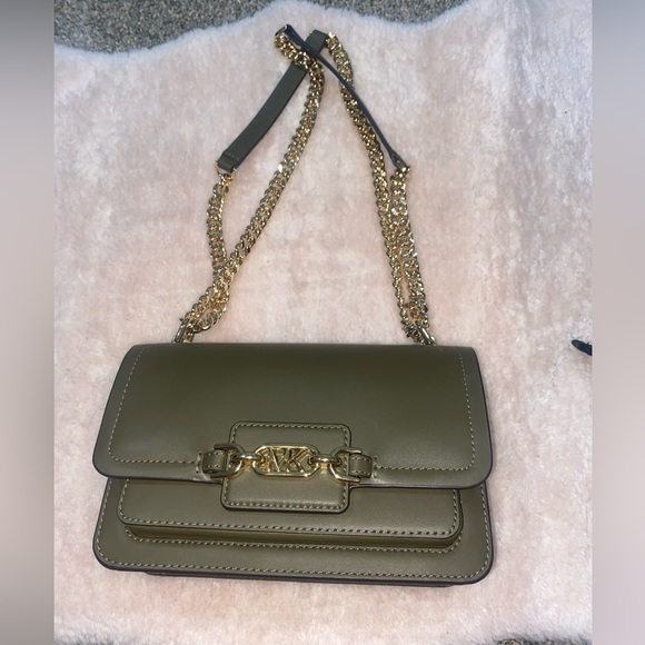 Michael Kors Heather leather shoulder bag - Picture 1 of 7